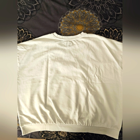 GAP Japan Spring 2024 Cherry Blossom Sweatshirt, Women's Size XL - Picture 3 of 4